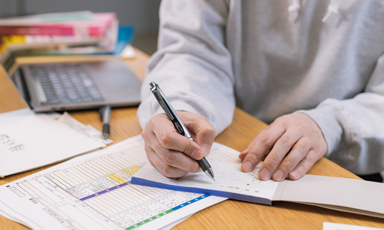 総務（ゲーム関連業界）